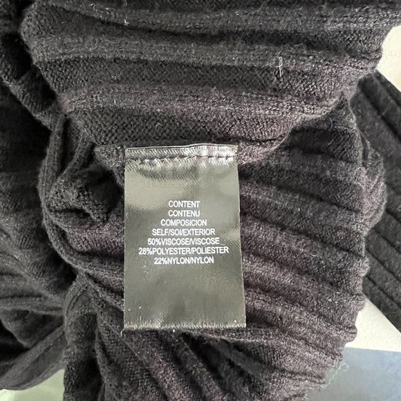 WAYF X BFF Hollie Sweater Dress (NWOT) - Picture 14 of 16